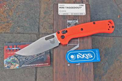 Benchmade HUNT 15533 Mini TaggedOut Axis Lock Folder w/ CPM-154