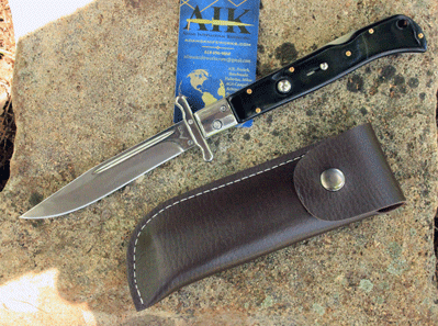 AKC Italian 9" Swing Guard Switchblade w/ Black Perlex