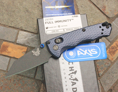 Benchmade 290BK Blue FULL IMMUNITY Axis Lock w/CPM-M4