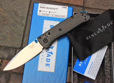 Benchmade 533-3 MINI BUGOUT Axis Lock w/Carbon Fiber & S90V