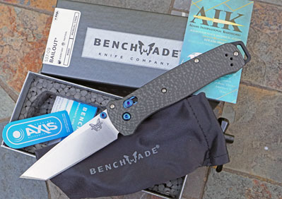 Benchmade 537-09 BAILOUT Axis Lock w.Carbon Fiber & M390