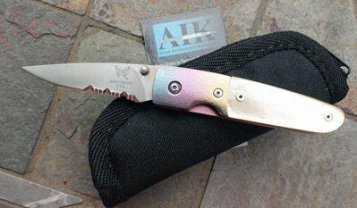 Benchmade/AIK CUSTOM Rainbow Titanium Pardue w/ Gold Lip Pearl