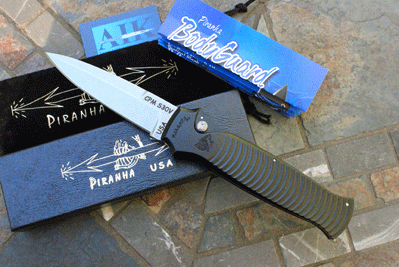 Piranha BODYGUARD Auto w/ S30V Stonewash Finished Blade