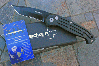 Boker PLUS Magnum Speedmaster Auto w/ Black Serr AUS-8 TANTO