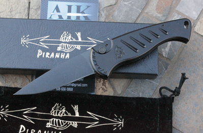 Piranha Black Tactical Fingerling Auto w/ Black Blade