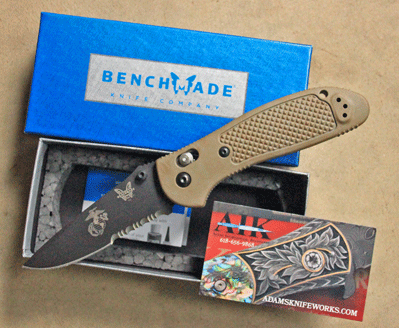 Benchmade USMC Corps Insignia Griptilian in Desert Sand & Black