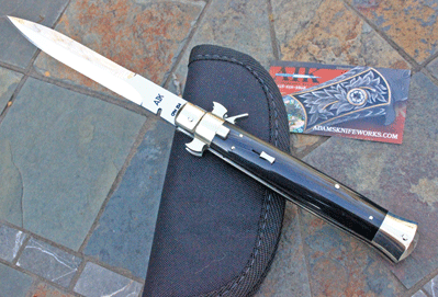 AIK BROWN RECLUSE w/Hellrazor Bolsters, Bowtie Safety & Horn
