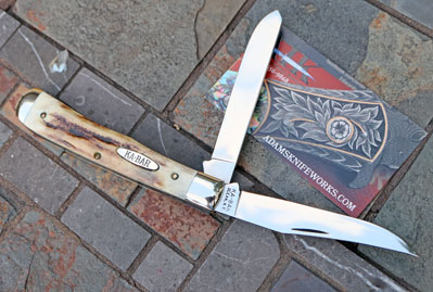 1982 KABAR Trapper Pattern Folder w/ Genuine Stag