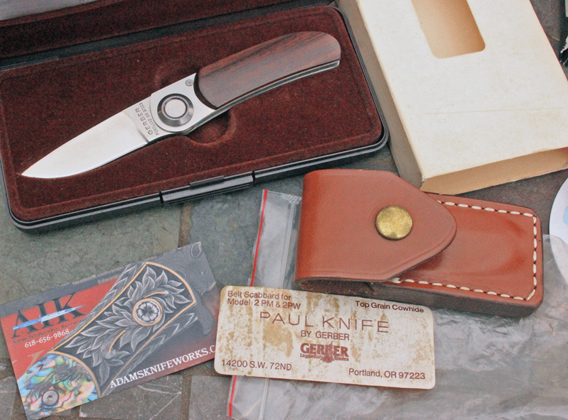 Gerber Original PAUL Button Lock Model 2PW w/ Sheath