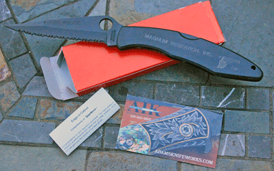 Early Spyderco Black Tac MAGNUM RESEARCH POLICE Lockback