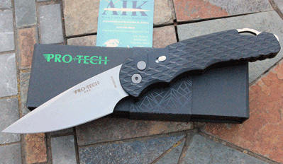 Protech T4105-F TR4 Auto w/ Feather Texture & MAGNACUT
